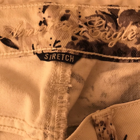American Eagle printed jeans - Picture 3 of 5